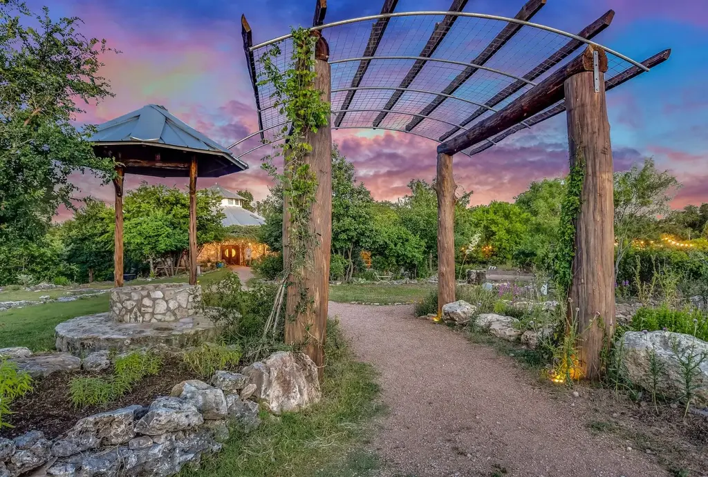 000 Paleface Ranch Rd S, Spicewood
