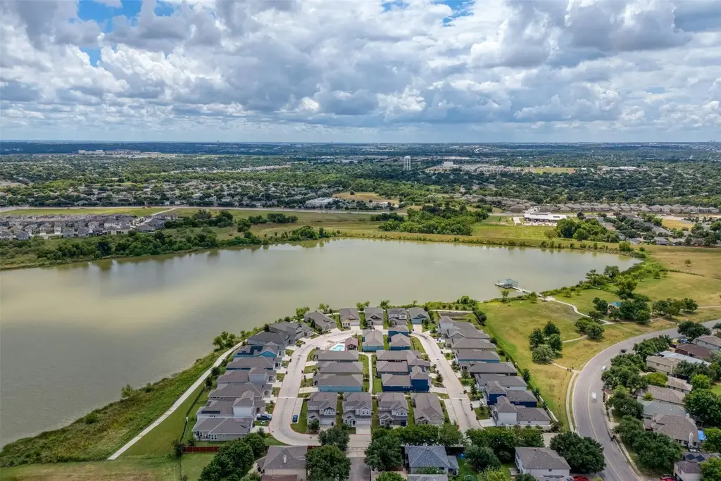 3017 Settlement Dr 24, Round Rock
