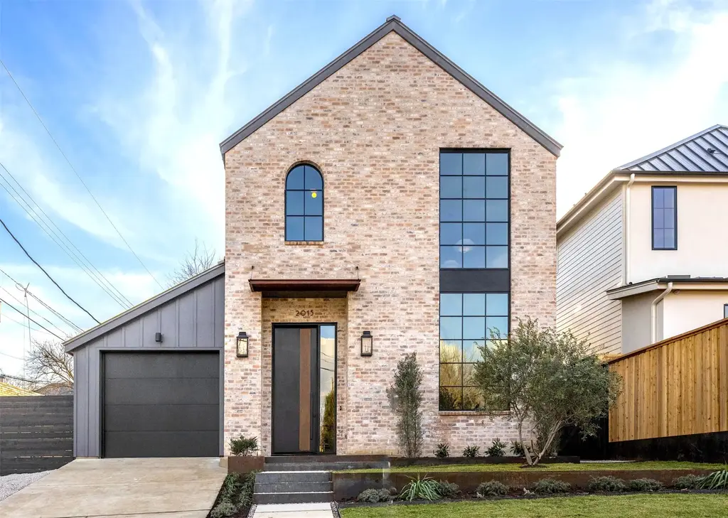 2015 Holland Ave, Austin