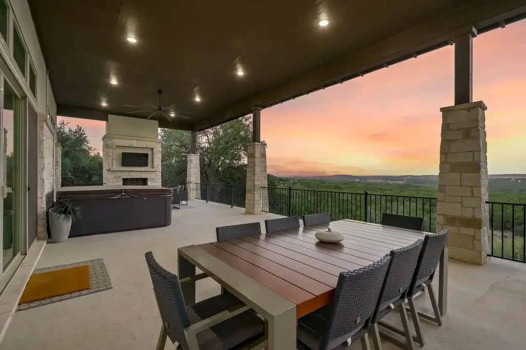 1821 Overland Stage Rd, Dripping Springs