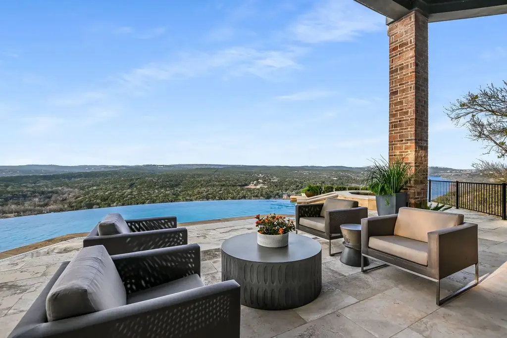 78 Pascal Ln, Austin