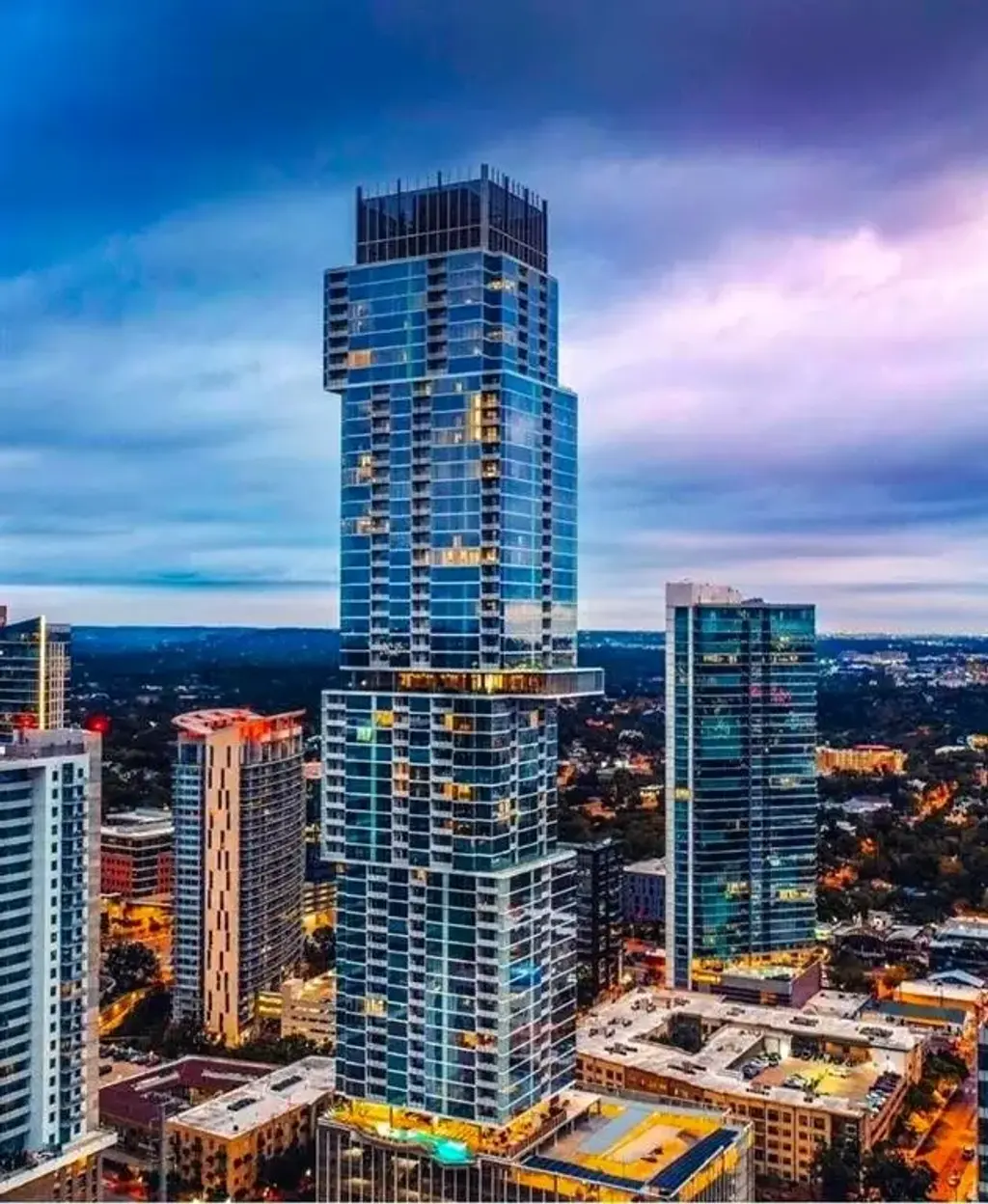 301 West Ave 5002, Austin