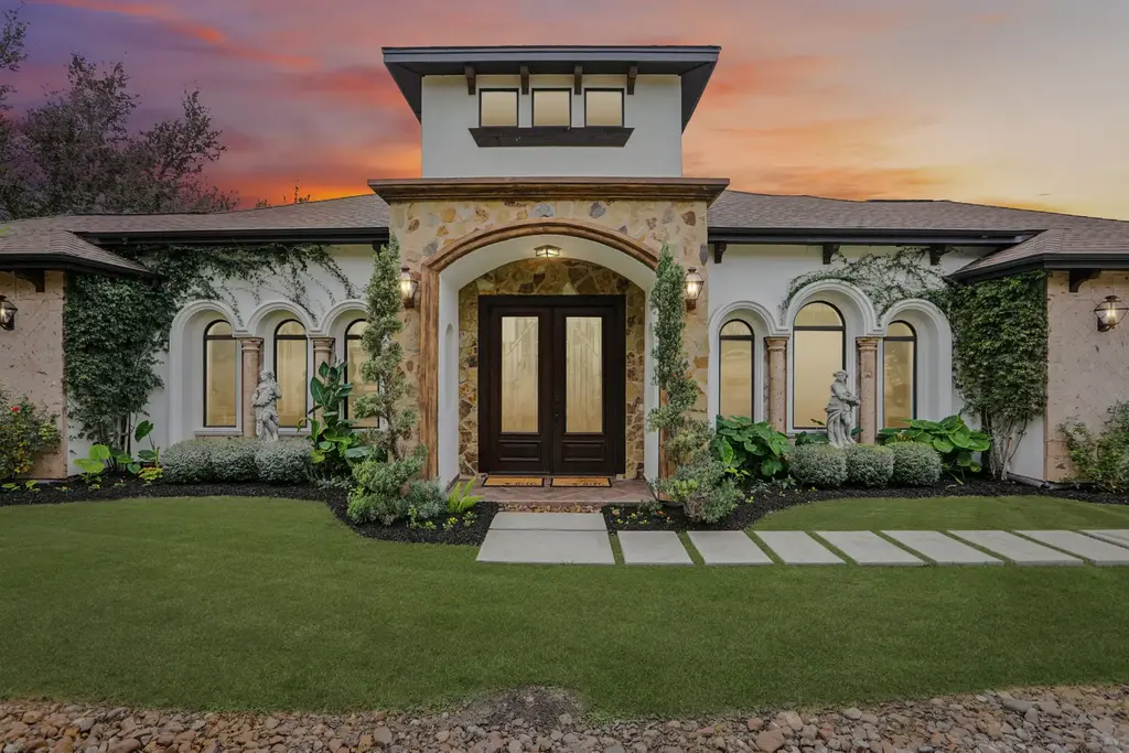 5005 Mcintyre Circle, Austin