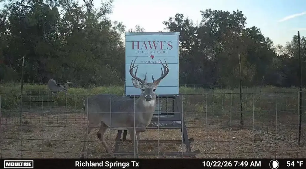 567 County Road 241, Rochelle