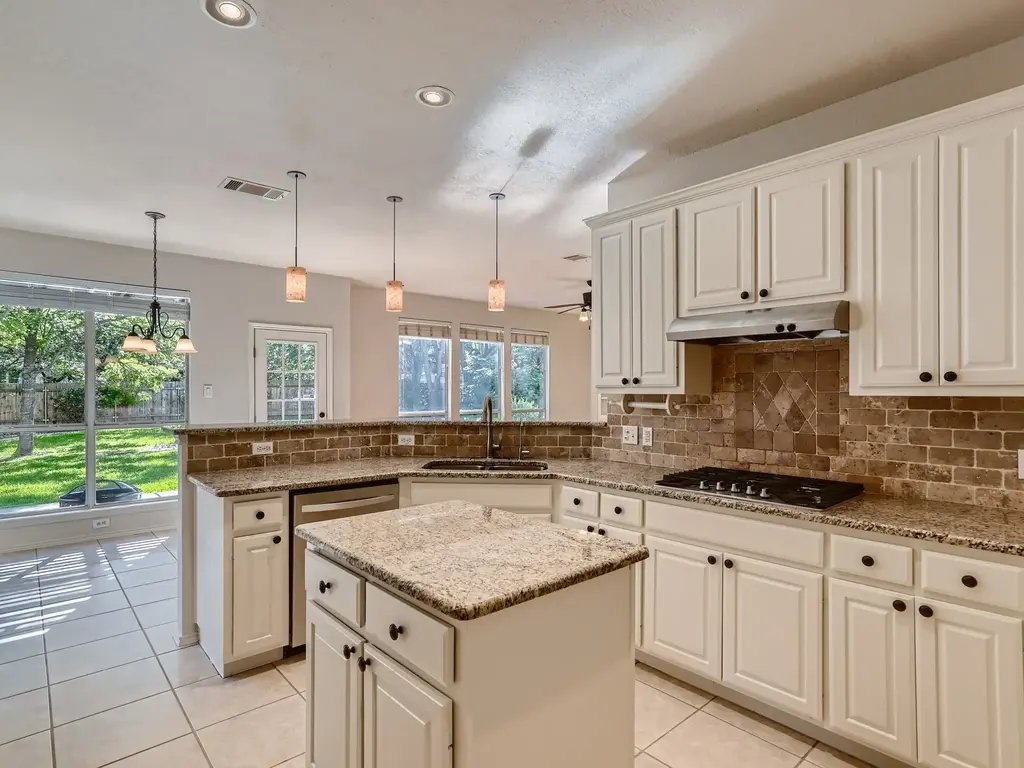 3512 Savoy Ct, Austin