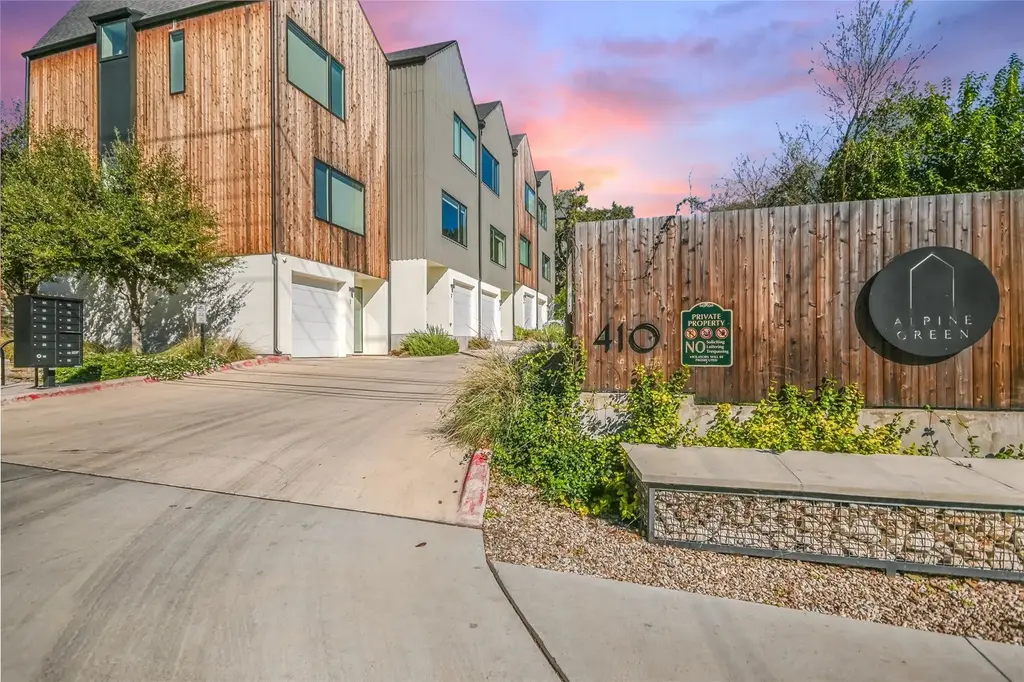 410 W Alpine Rd 3, Austin