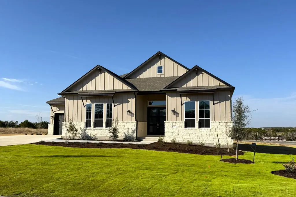 1121 Doelling Dr, Florence