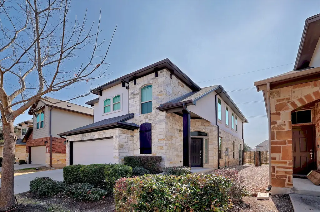 1401 Little Elm Trl 104, Cedar Park