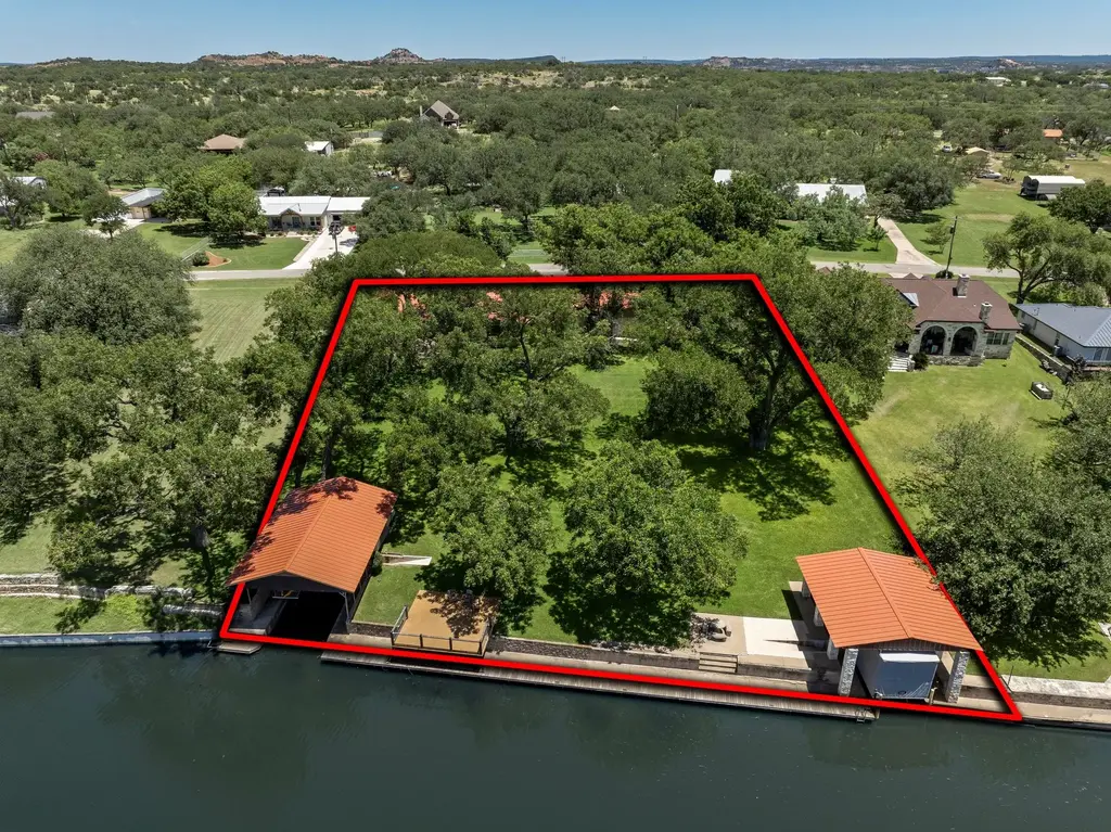 137 County Road 141, Burnet