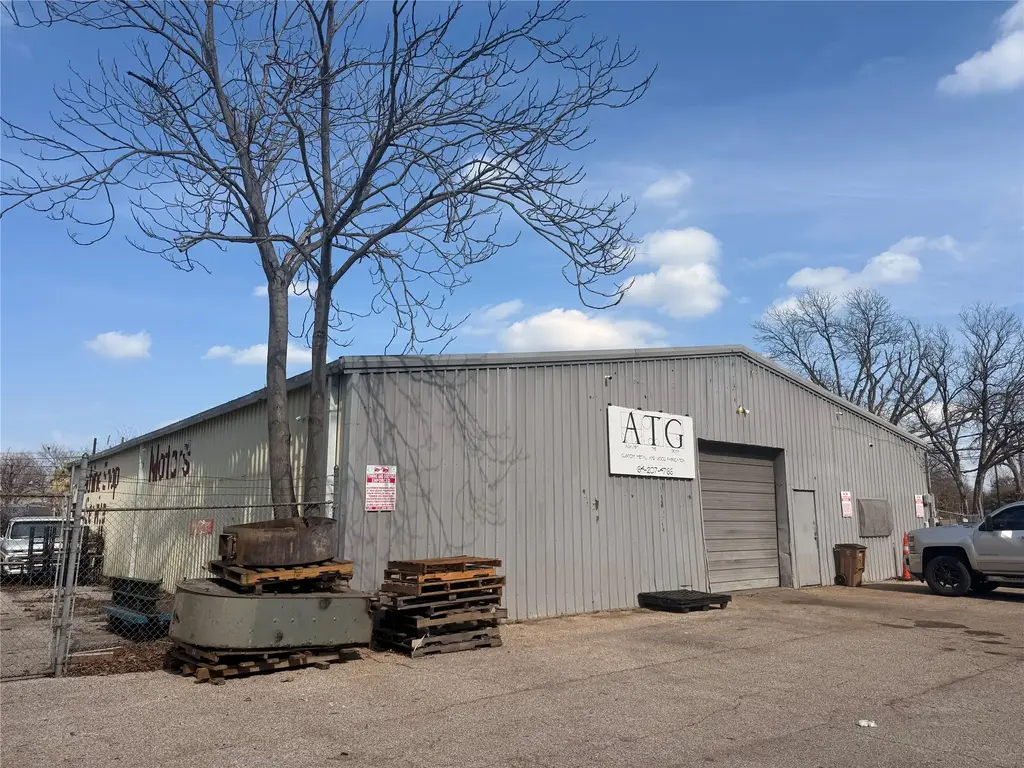 2406 Hidalgo St, Austin
