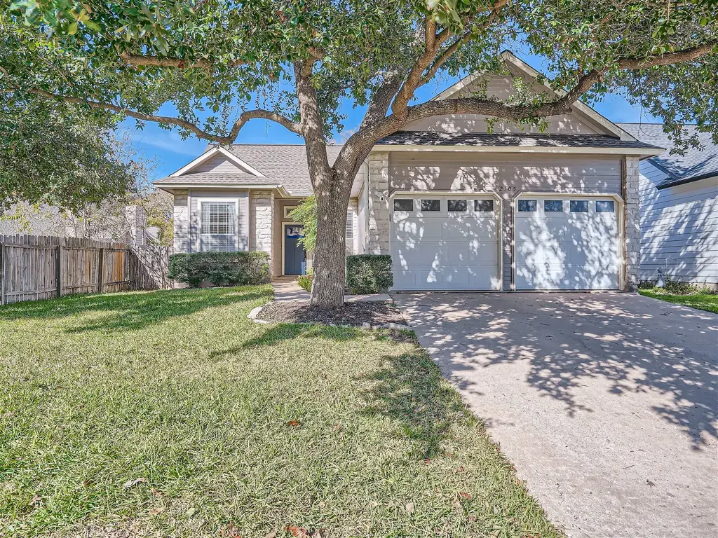 2105 Toulouse Dr, Austin