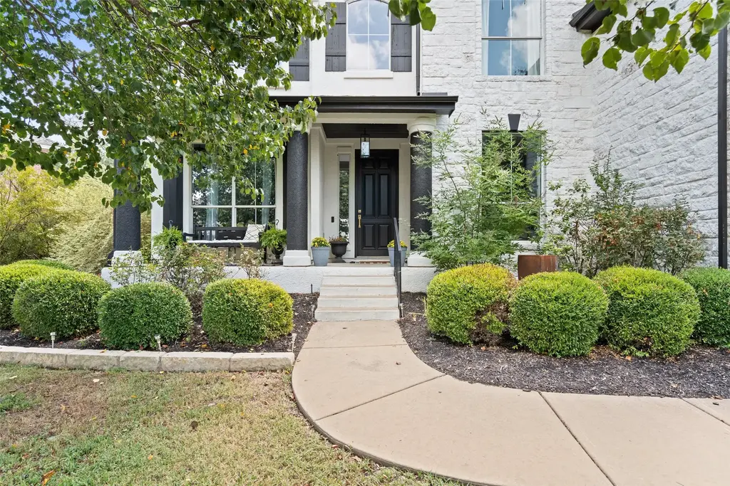 144 Sebastians Run, Austin
