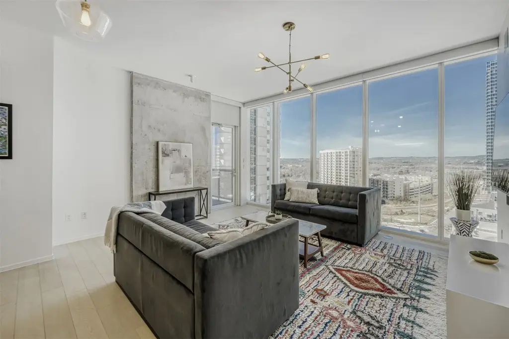 301 West Ave 1309, Austin