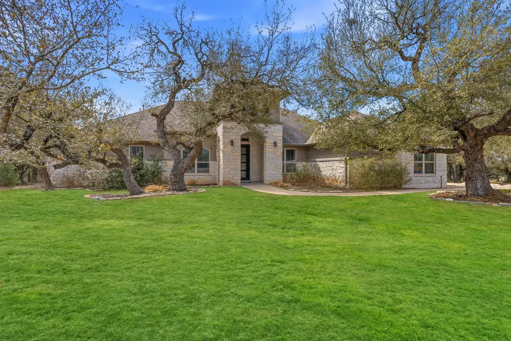 468 Lloyd Ln, Dripping Springs
