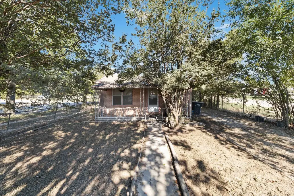1113 N Old Highway 81, Kyle