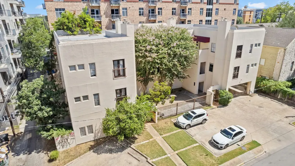 712 Graham Pl 302, Austin