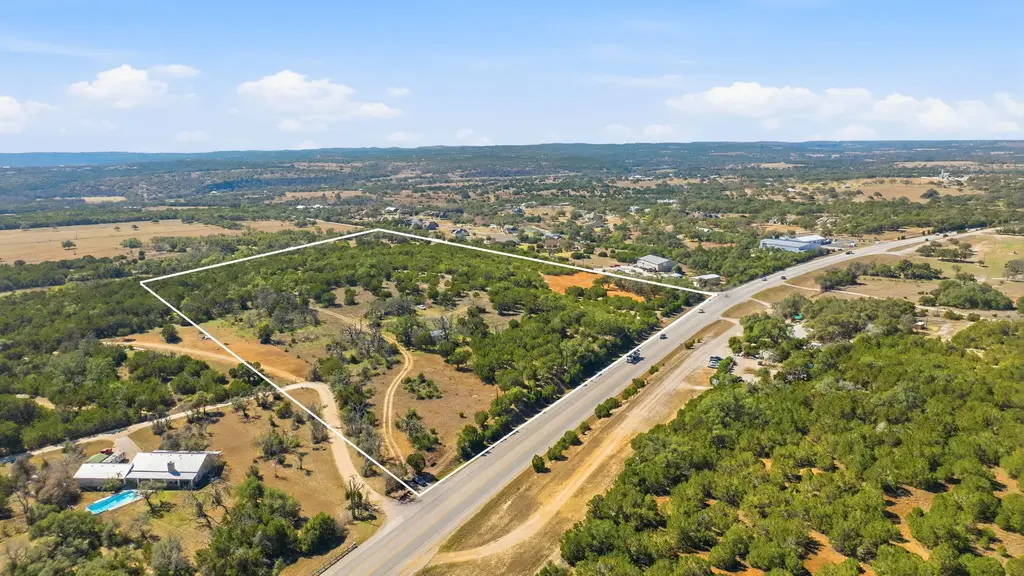 4215 W Us 290, Dripping Springs