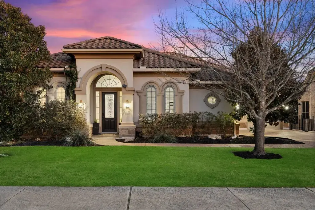 4217 Vail Dv, Bee Cave