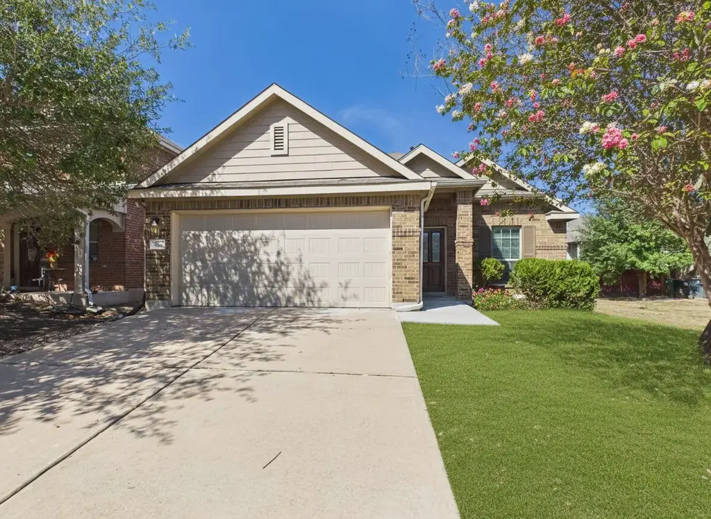 546 Travertine Trl, Buda