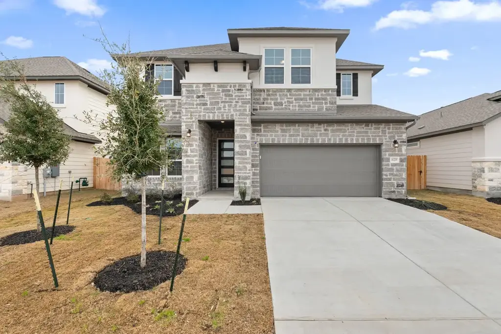16209 Smithers Road, Manor