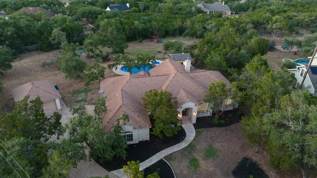 320 Heritage Dr, Austin