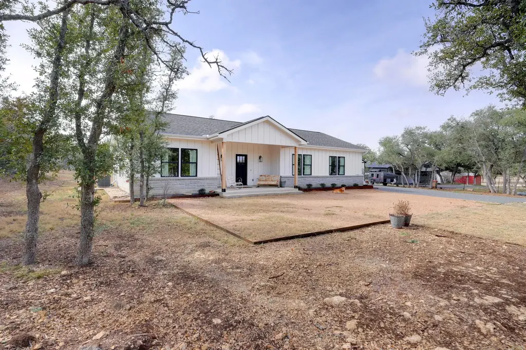 200 Rust Ranch Rd, Blanco