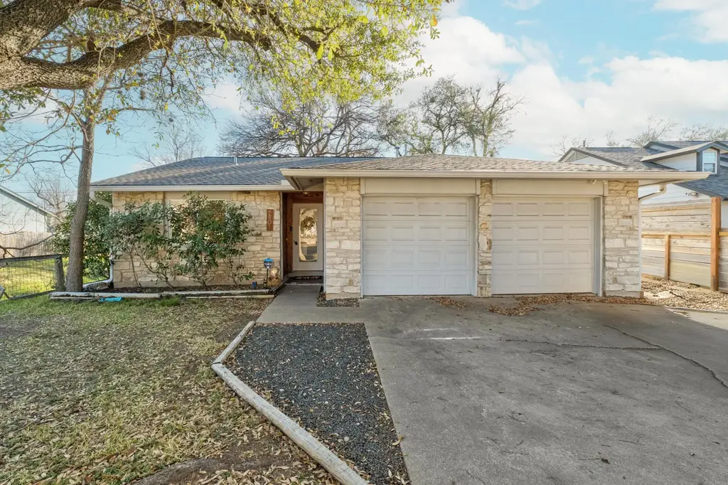 2801 Crownspoint Dr, Austin