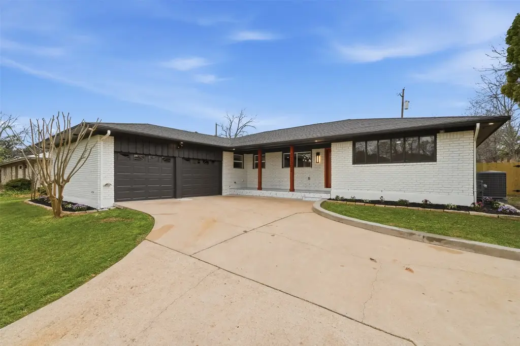 11302 Eubank Dr, Austin