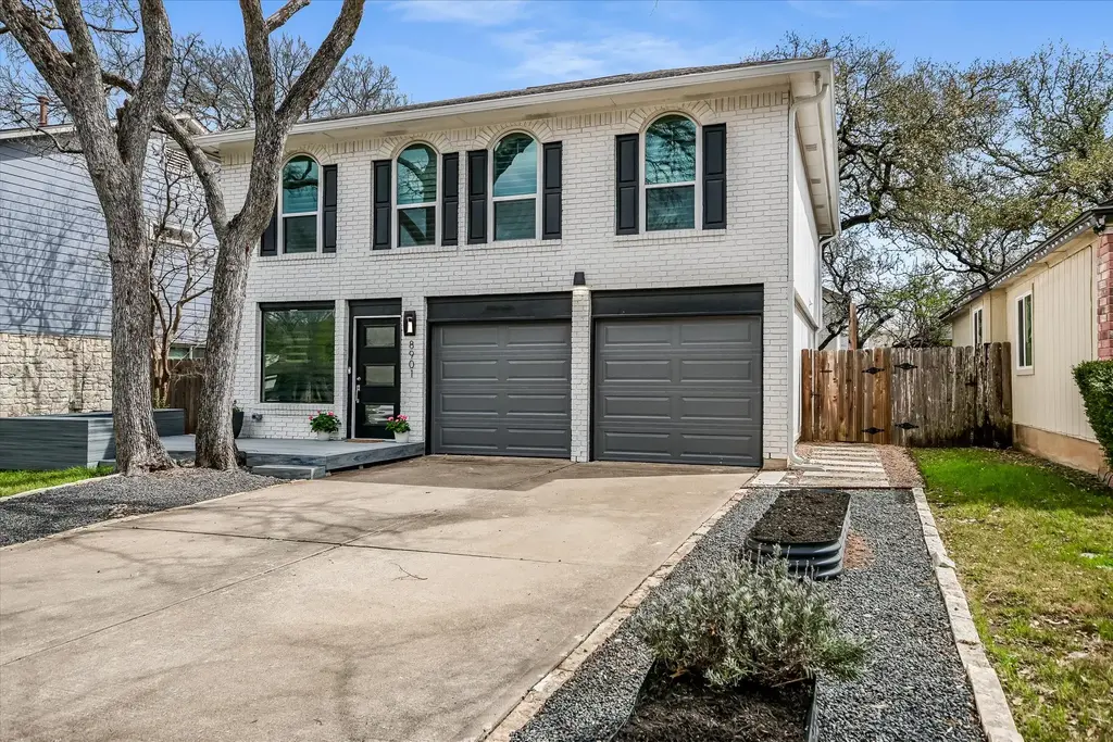 8901 Ampezo Trl, Austin