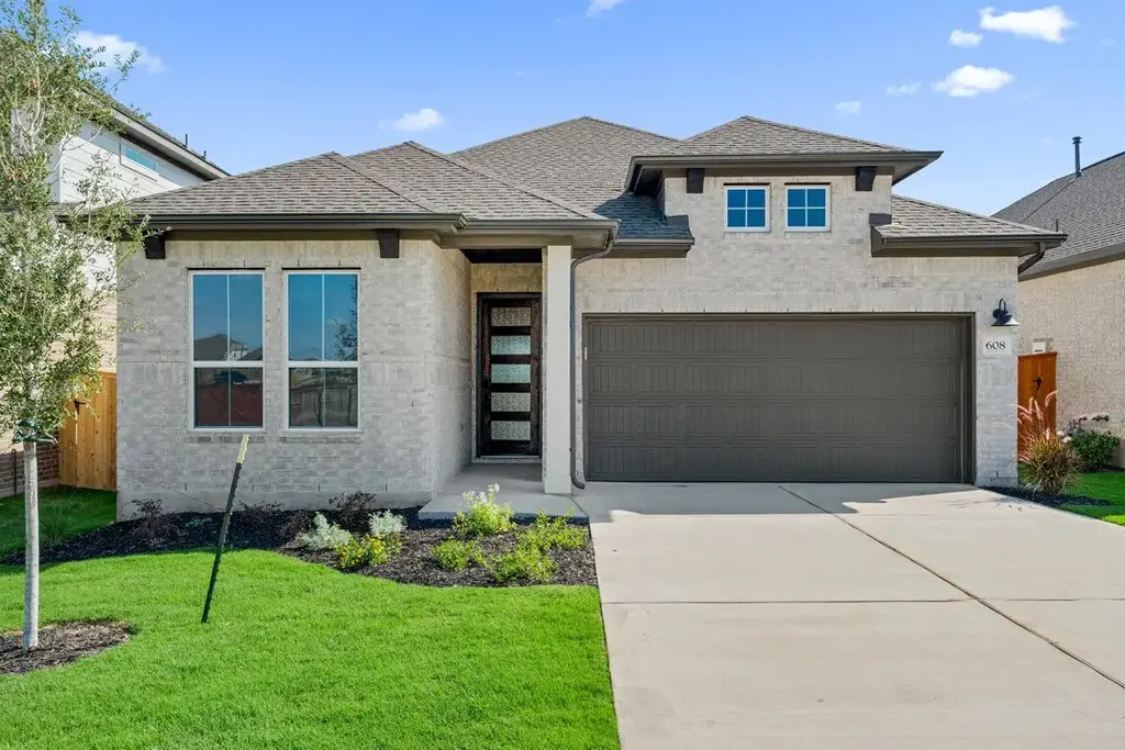 608 Leeland Drive, Liberty Hill
