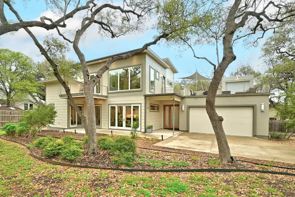 2504 S 4th St, Austin