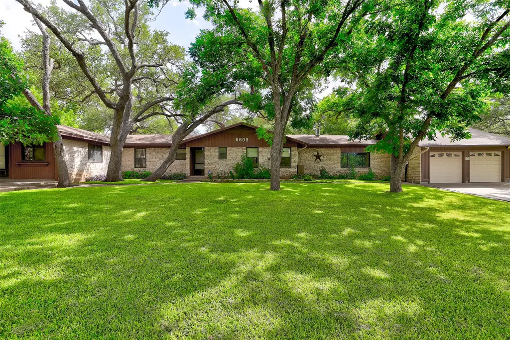 8606 Thunderbird Road A & B, Austin