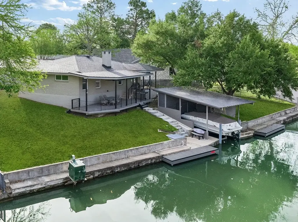 119 Robin Rd, Marble Falls