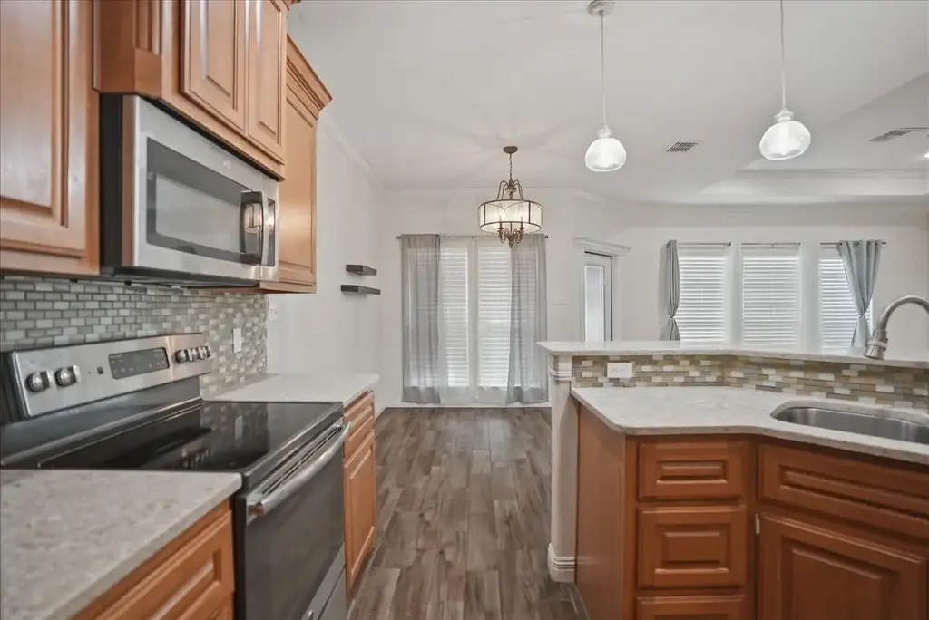 7166 Lake Placid Dr, Corpus Christi