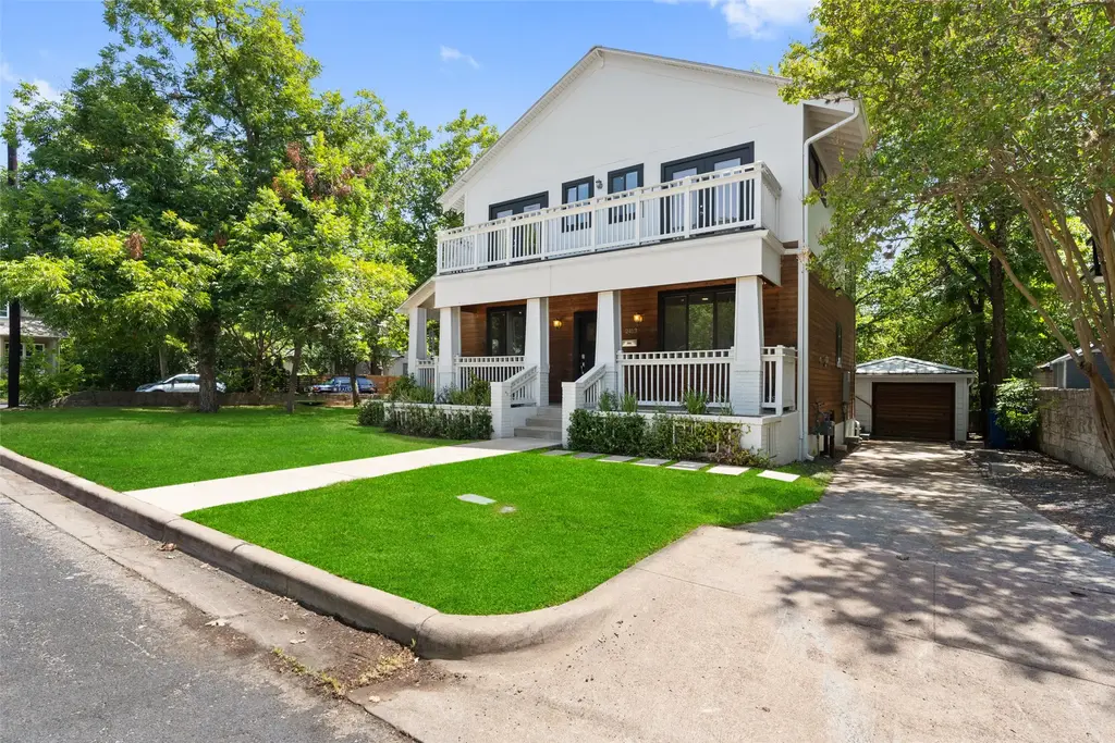 2413 Sharon Ln, Austin