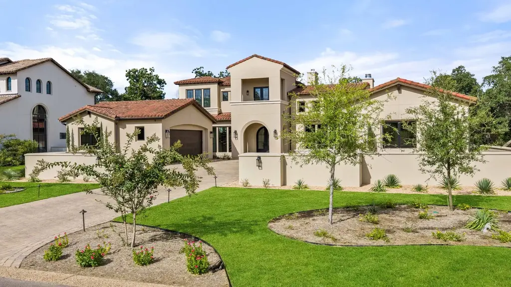240 La Serena Loop, Horseshoe Bay