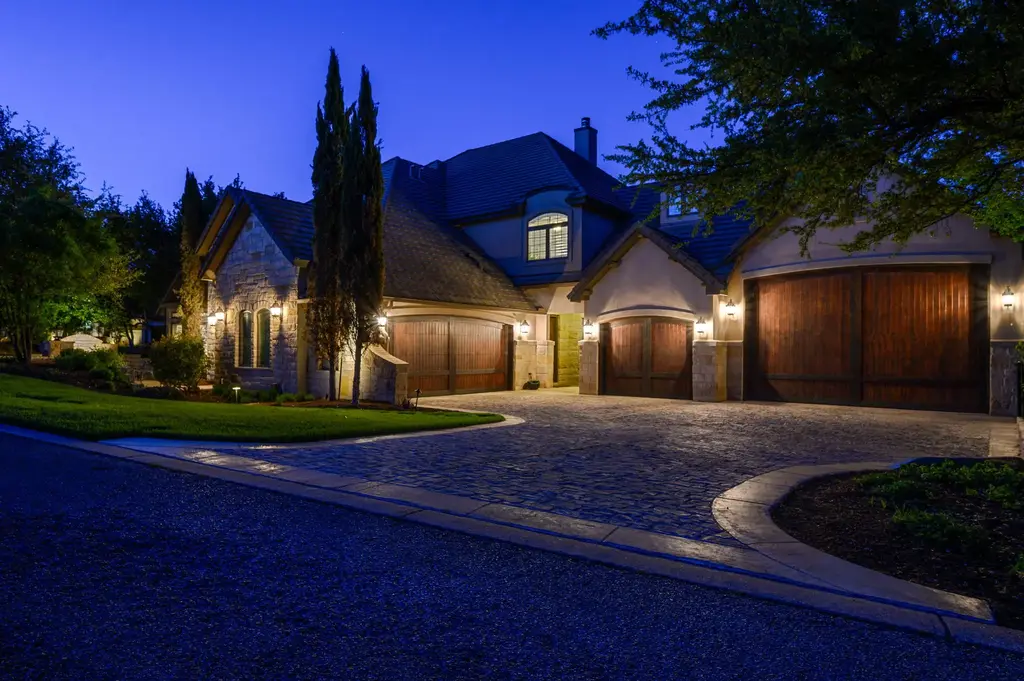 11300 Eagles Glen Dr, Austin