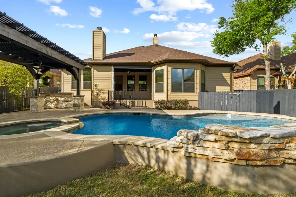 1710 Foxboro Ln, Cedar Park