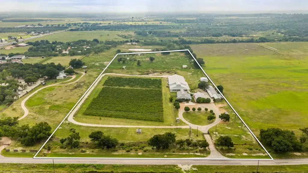 315 Ranch Road 1376, Fredericksburg