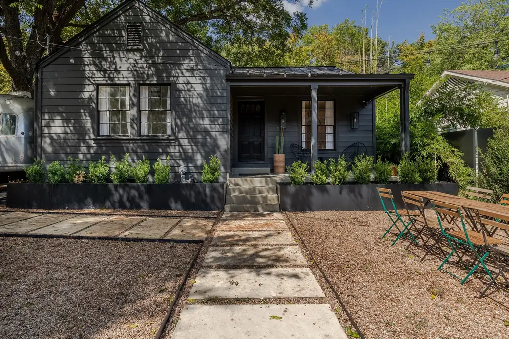 1404 Eva St, Austin