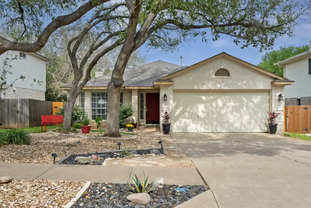 4542 Corran Ferry Loop, Austin