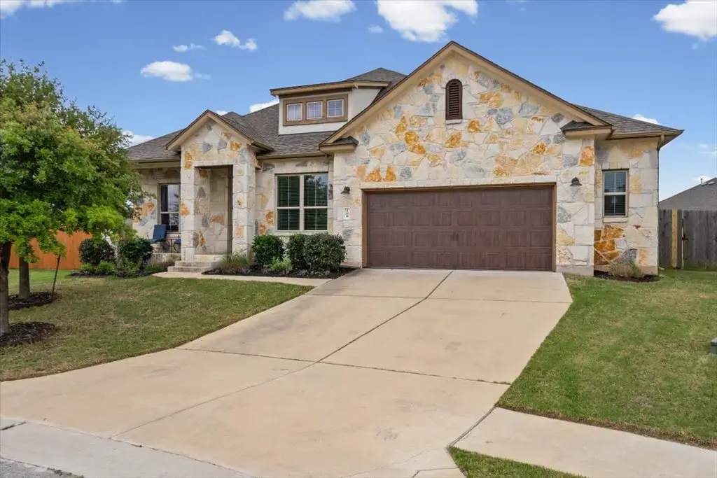 109 Pink Granite Blvd, Dripping Springs