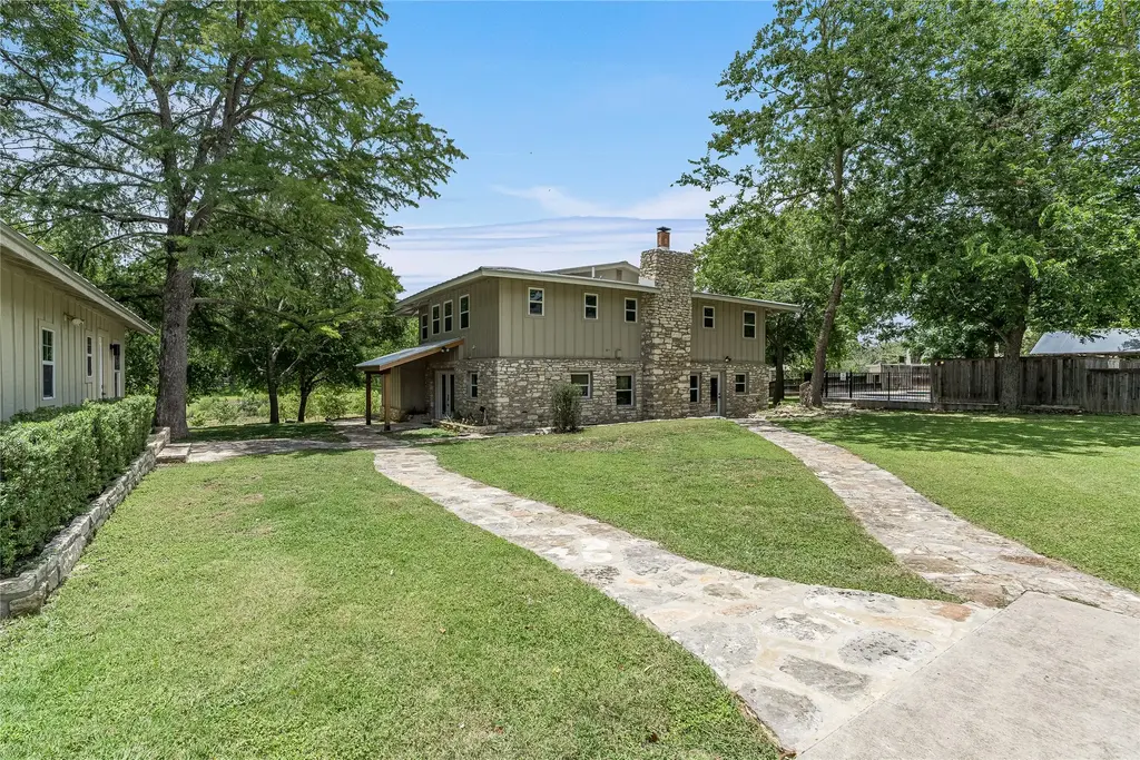 2308 Flite Acres Rd, Wimberley
