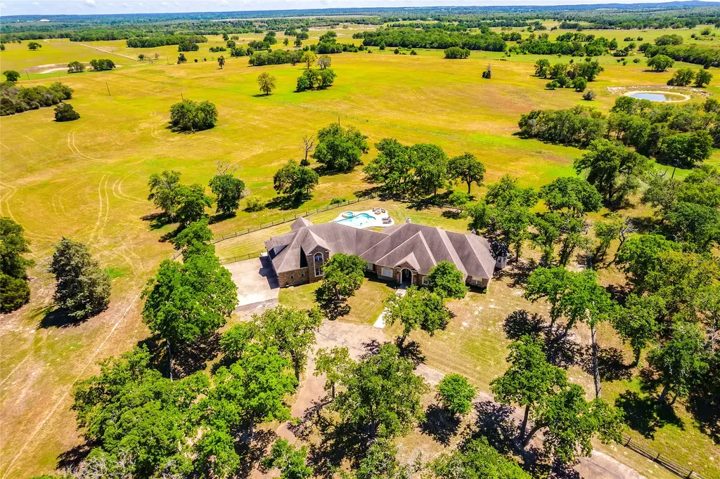 17270 Fm 112, Thrall