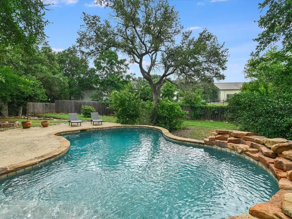 15214 Nightingale Lane, Austin