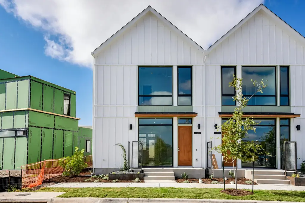 2517 Philomena St, Austin