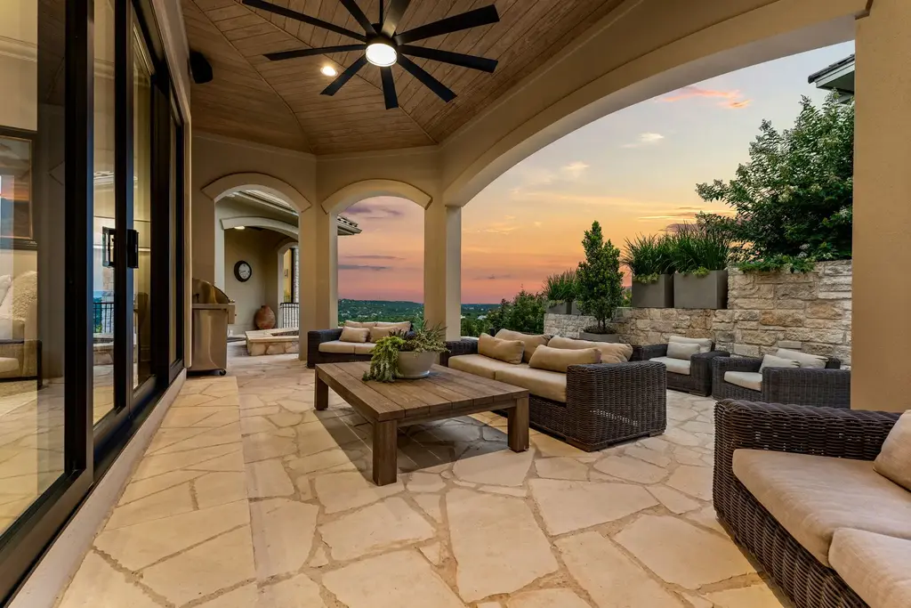 2300 Barton Creek Blvd 8, Austin