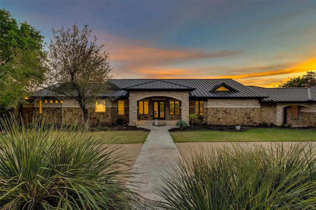 1016 Wild Basin Ledge, Austin
