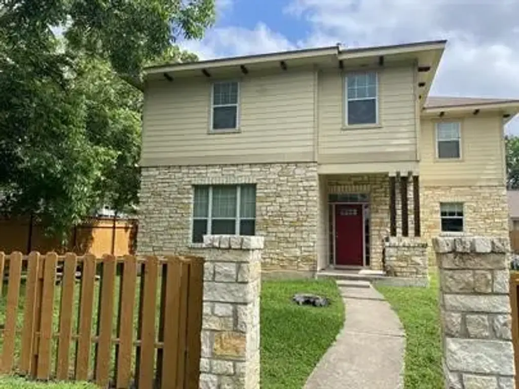 1906 W 42nd St A, Austin