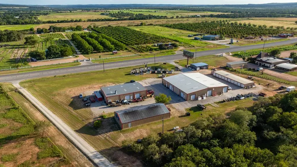 10034, 10046 E Us Hwy 290 Highway, Fredericksburg